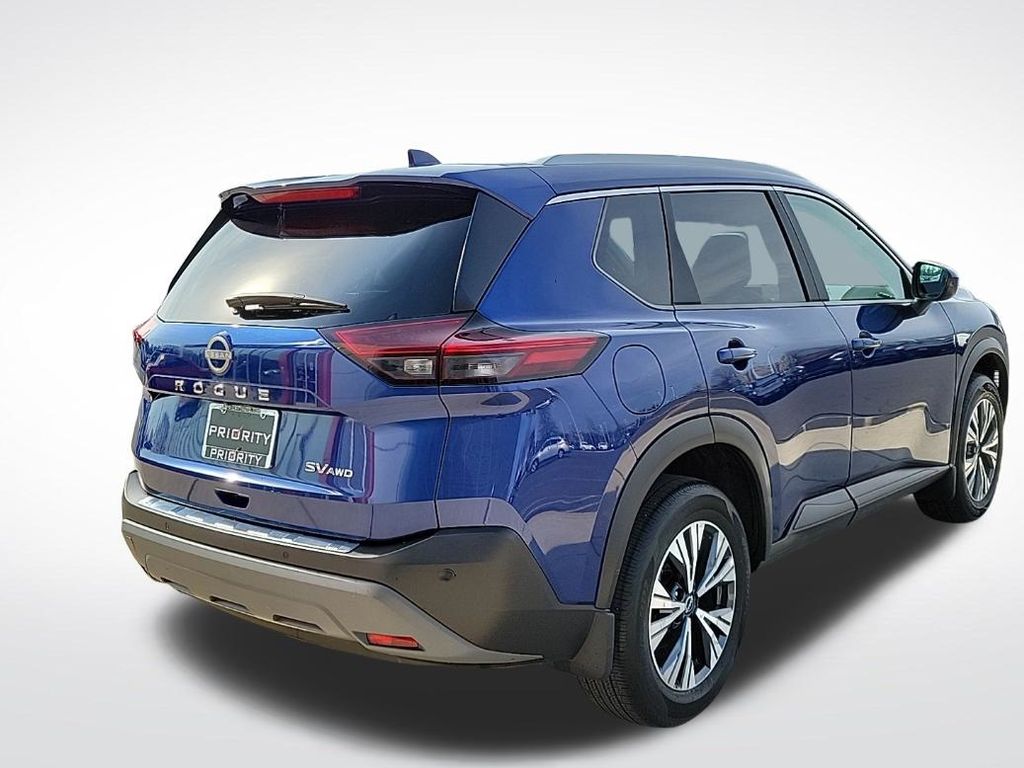Thumbnail: 2023 Nissan Rogue - 4