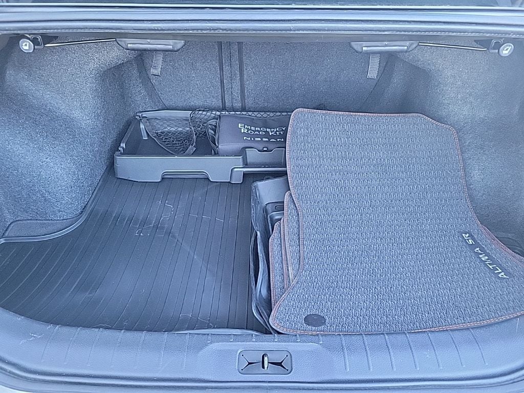 Thumbnail: 2022 Nissan Altima - 22