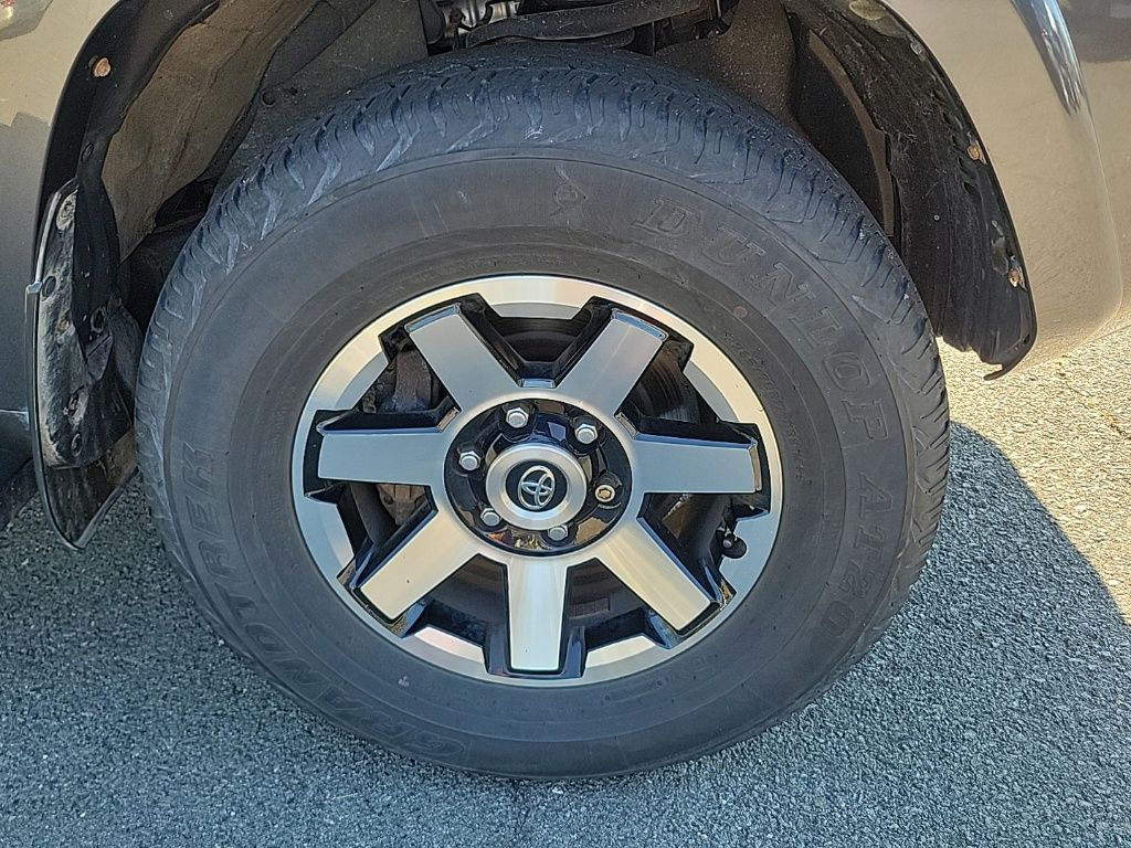 Thumbnail: 2021 Toyota 4Runner - 9