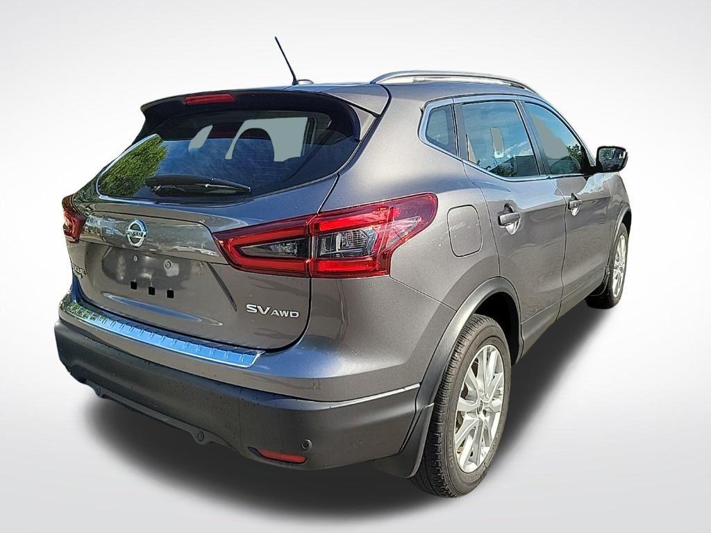 Thumbnail: 2022 Nissan Rogue Sport - 5