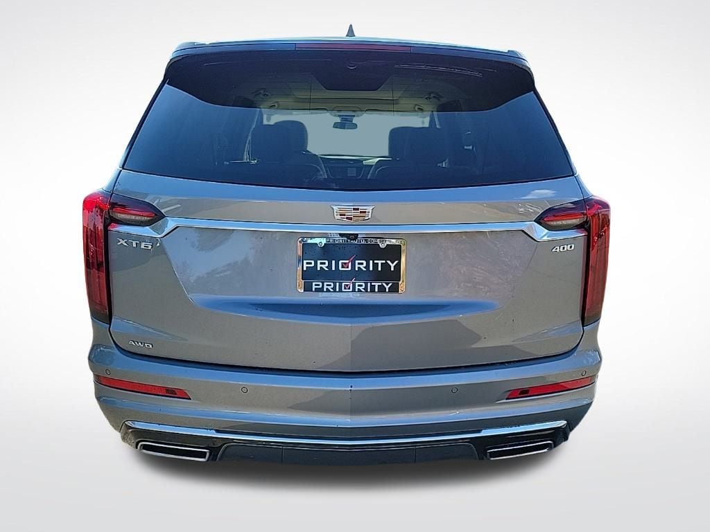 Thumbnail: 2023 Cadillac XT6 - 4