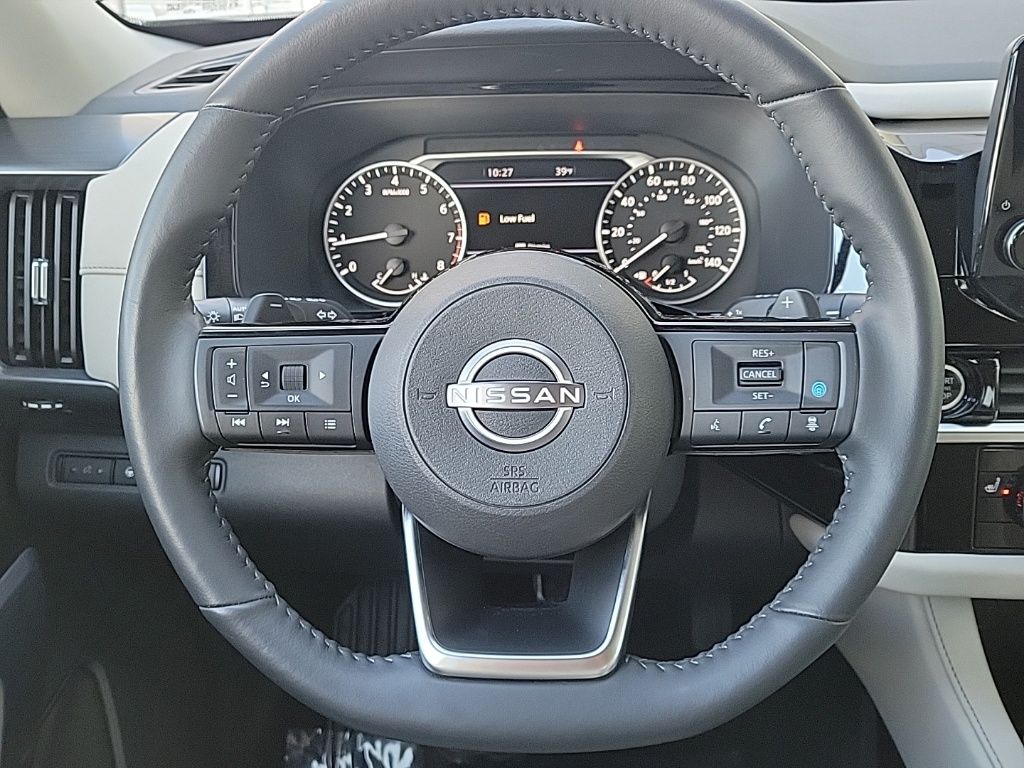 Thumbnail: 2023 Nissan Pathfinder - 26