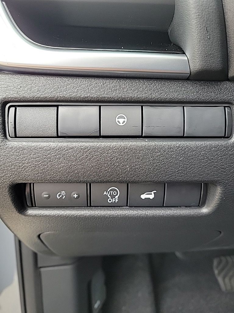 Thumbnail: 2026 Nissan Rogue - 38