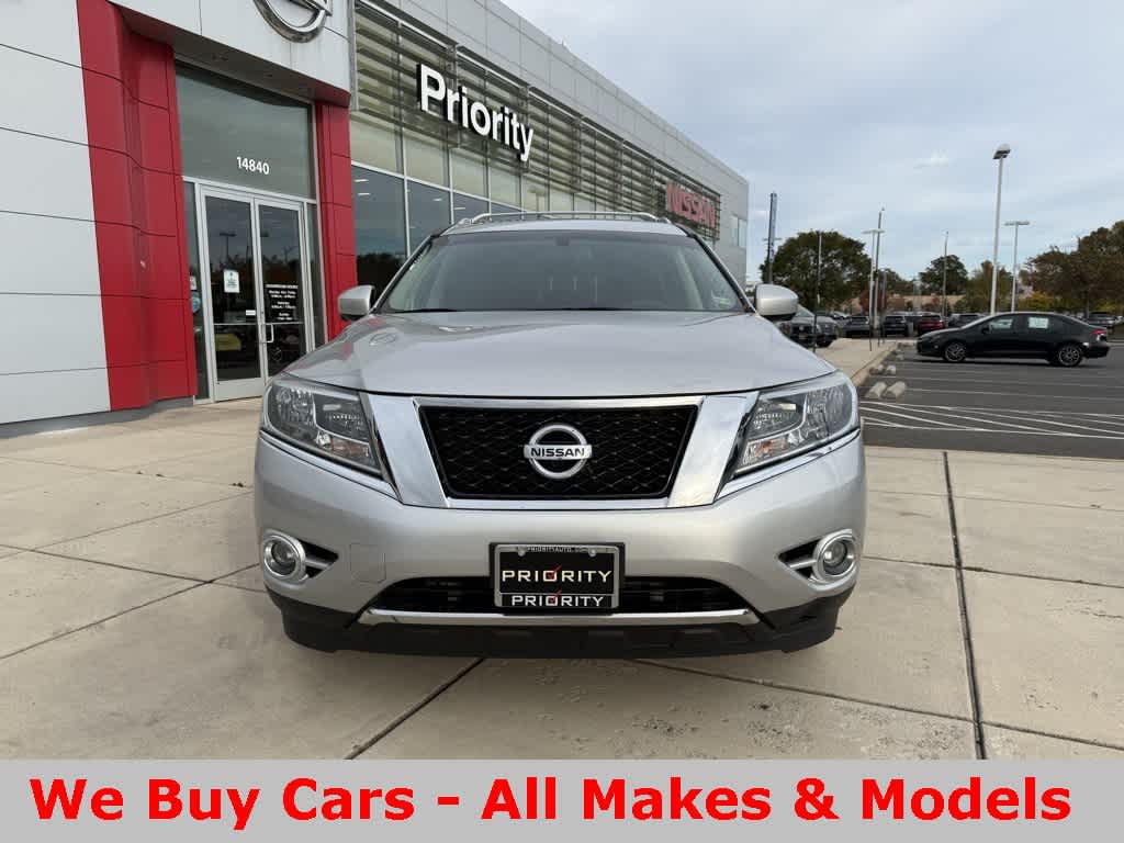 Thumbnail: 2015 Nissan Pathfinder - 8