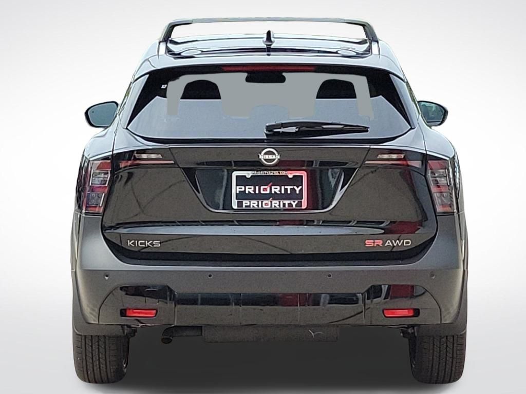 Thumbnail: 2026 Nissan Kicks - 4