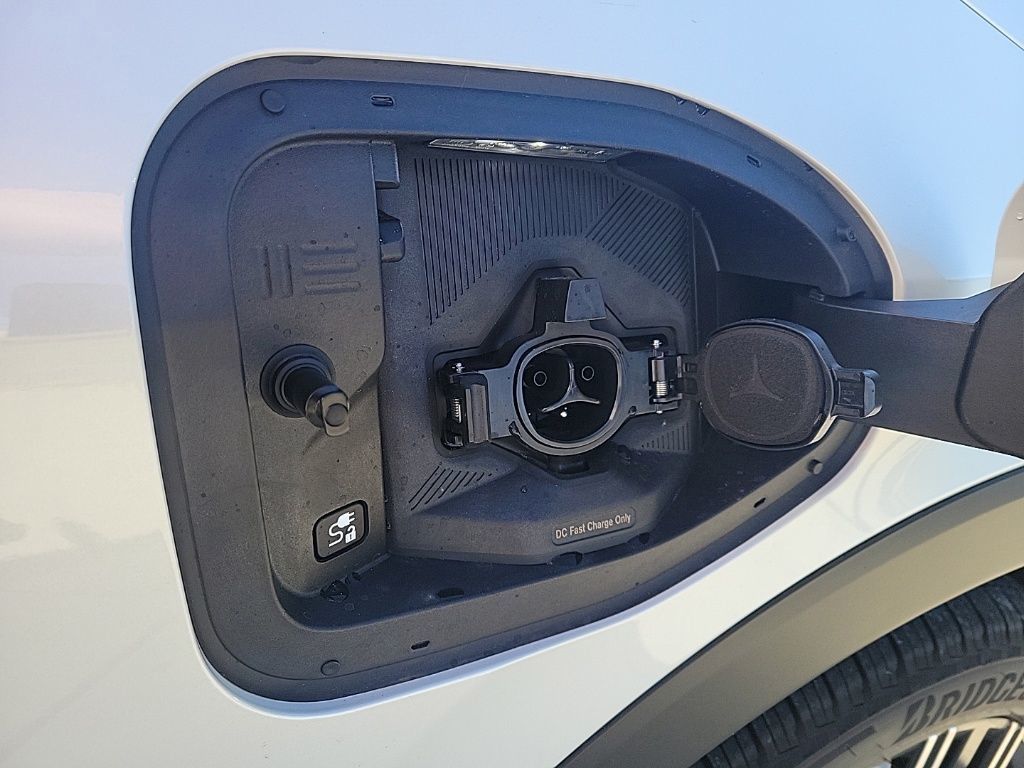 Thumbnail: 2026 Nissan Leaf - 11