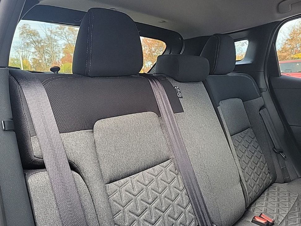 Thumbnail: 2026 Nissan Kicks - 14