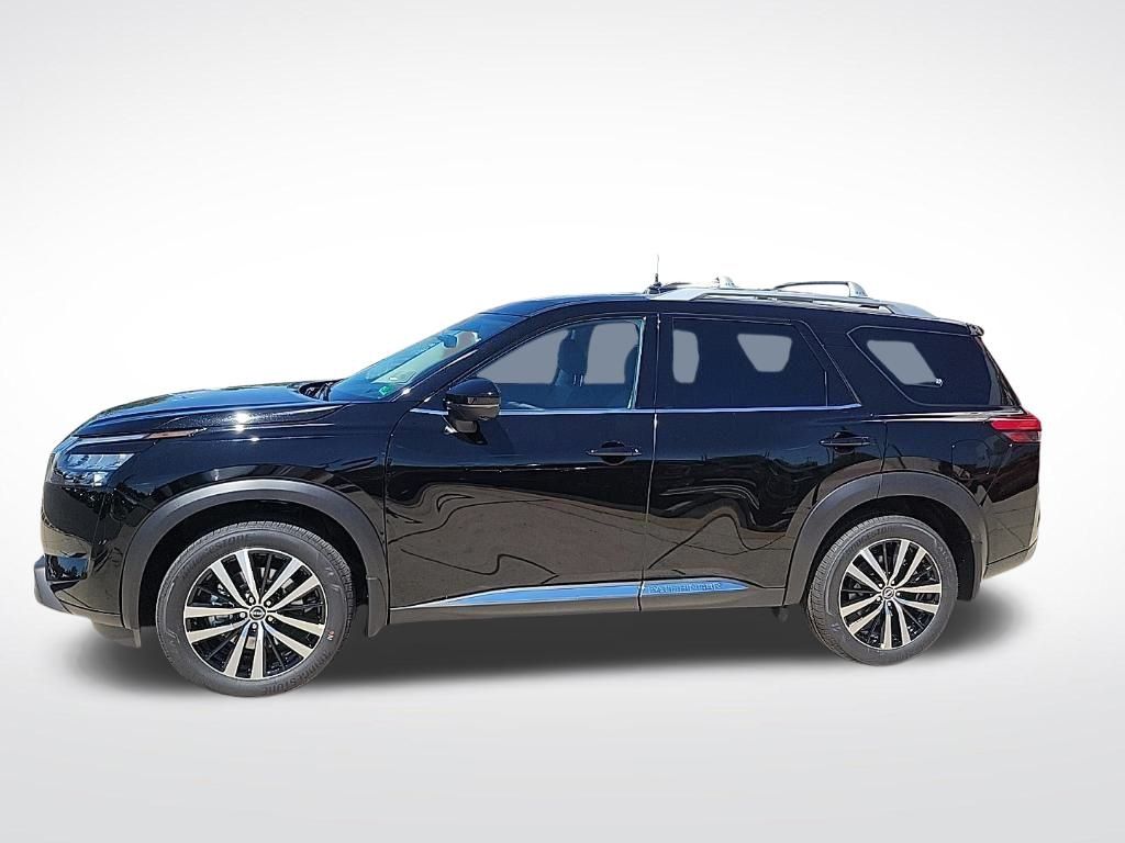 Thumbnail: 2025 Nissan Pathfinder - 2