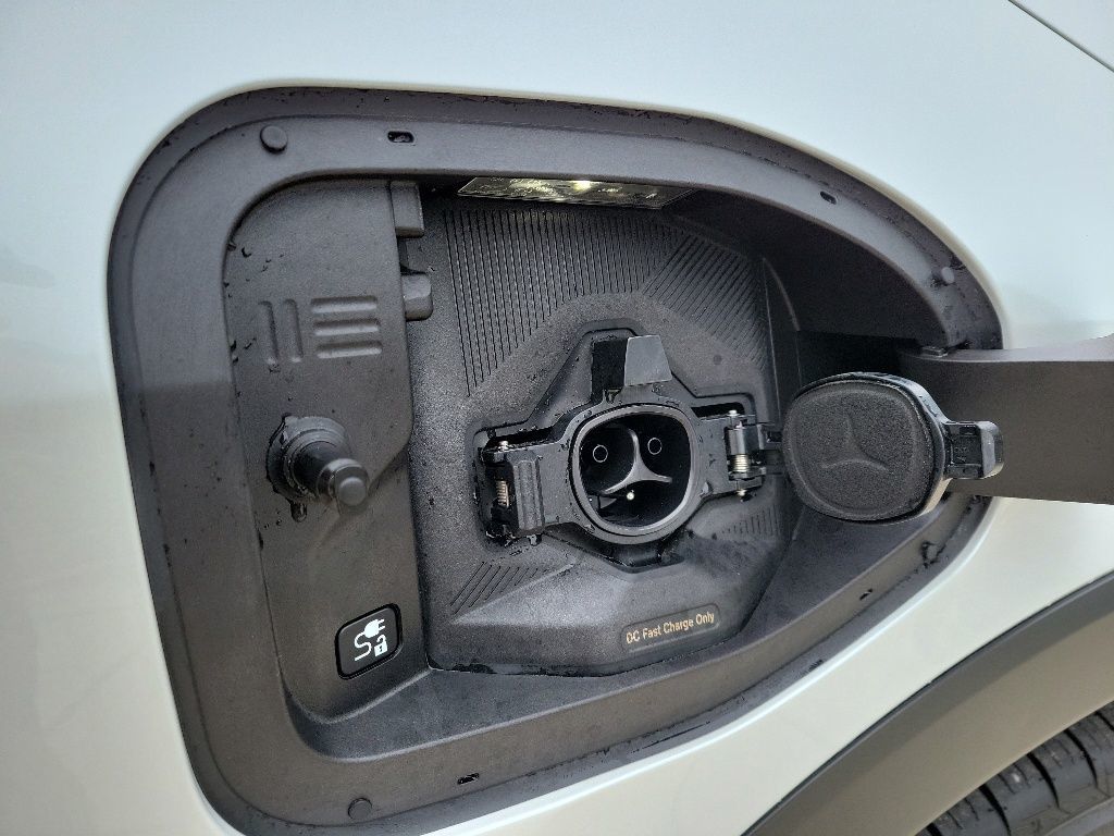 Thumbnail: 2026 Nissan Leaf - 12
