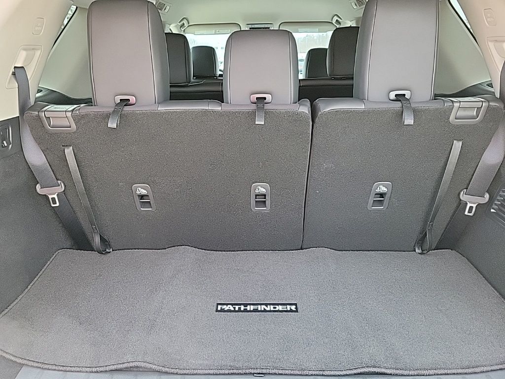 Thumbnail: 2026 Nissan Pathfinder - 19