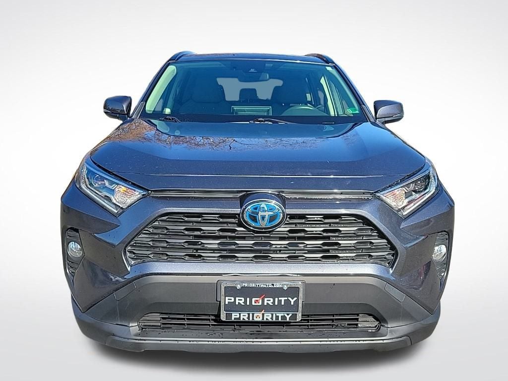 Thumbnail: 2019 Toyota RAV4 - 8