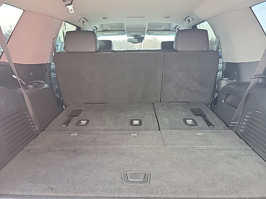 Thumbnail: 2018 Chevrolet Tahoe - 22