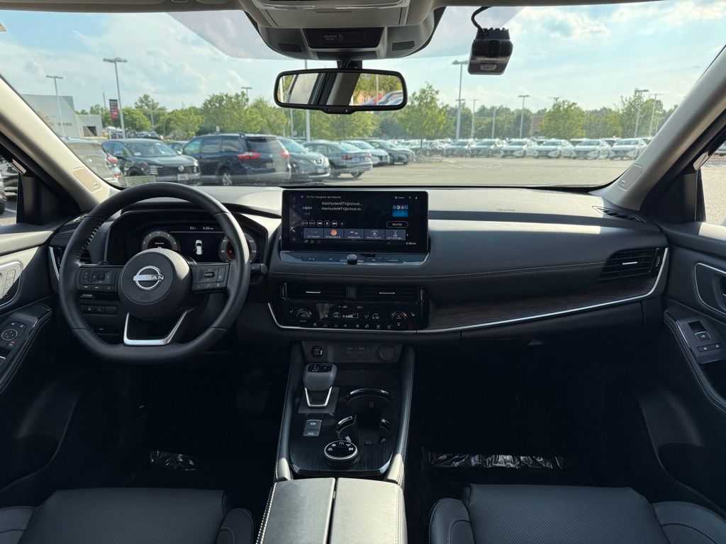 Thumbnail: 2024 Nissan Rogue - 16