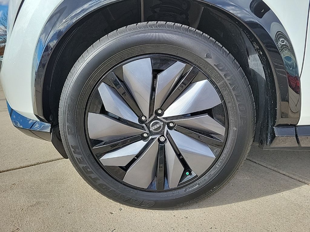 Thumbnail: 2023 Nissan Ariya - 10