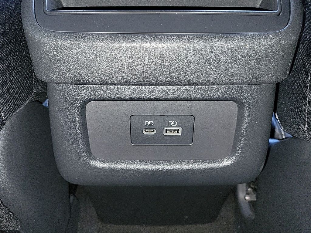 Thumbnail: 2023 Nissan Pathfinder - 20