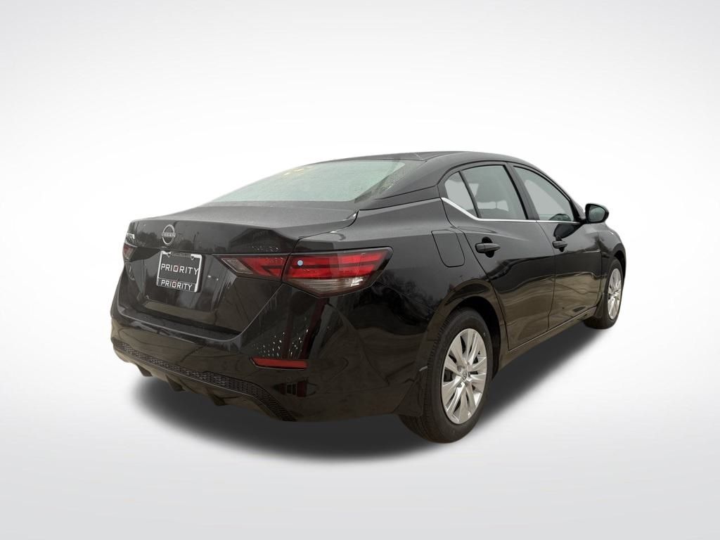 Thumbnail: 2025 Nissan Sentra - 5