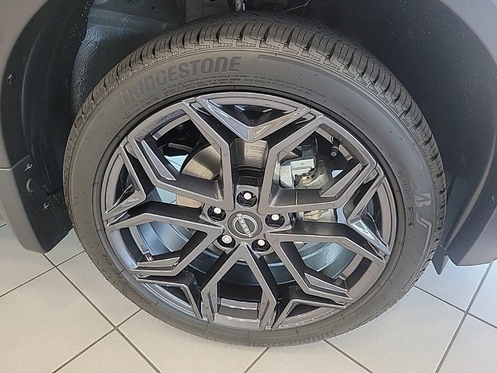 Thumbnail: 2025 Nissan Kicks - 9