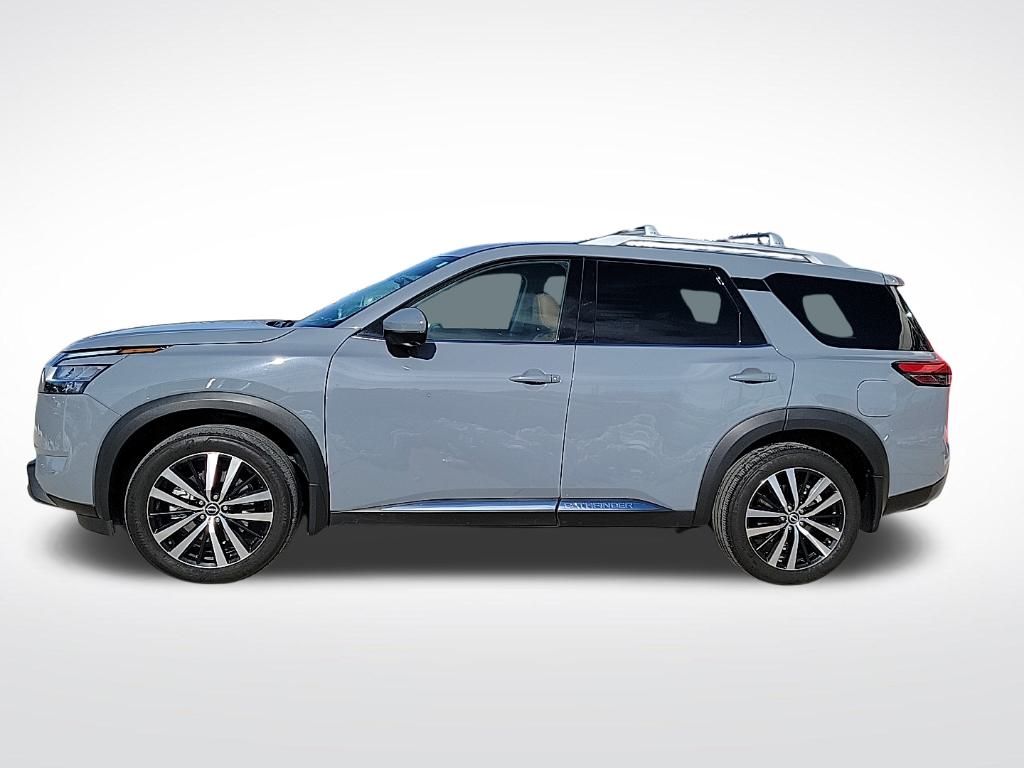 Thumbnail: 2023 Nissan Pathfinder - 2