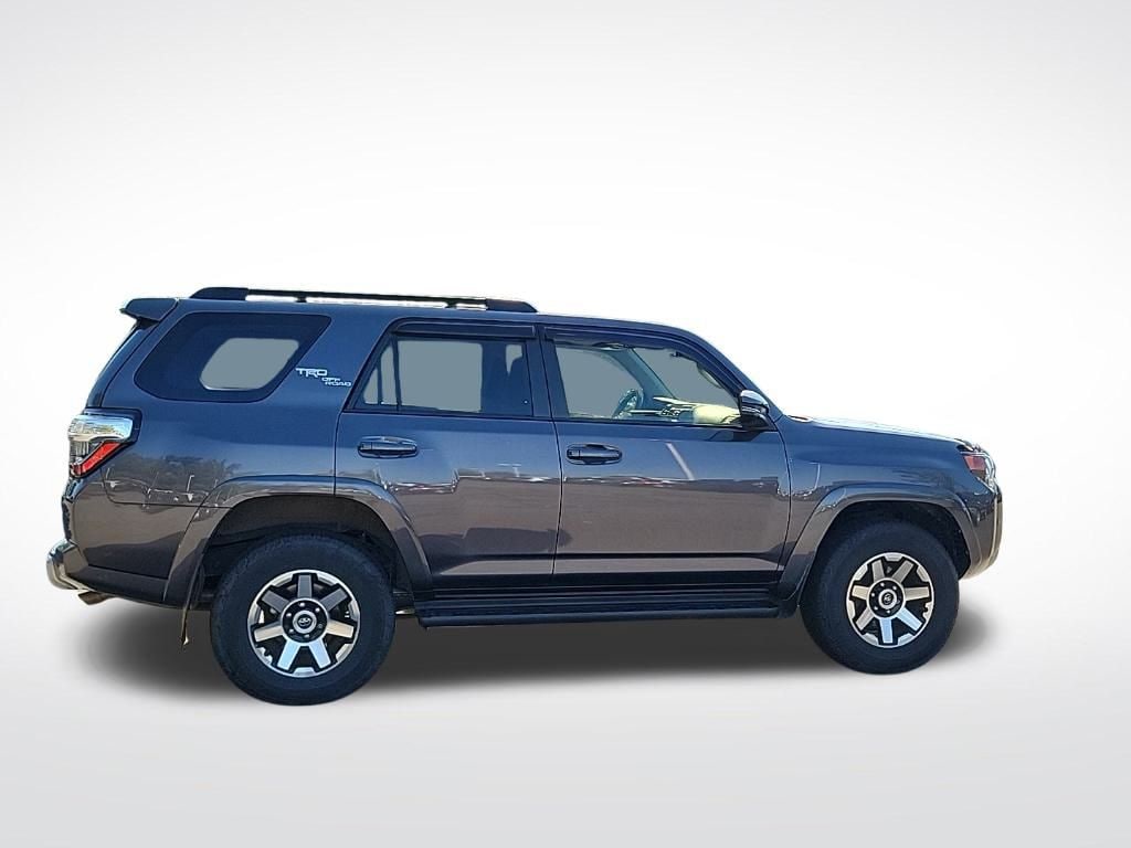 Thumbnail: 2021 Toyota 4Runner - 6