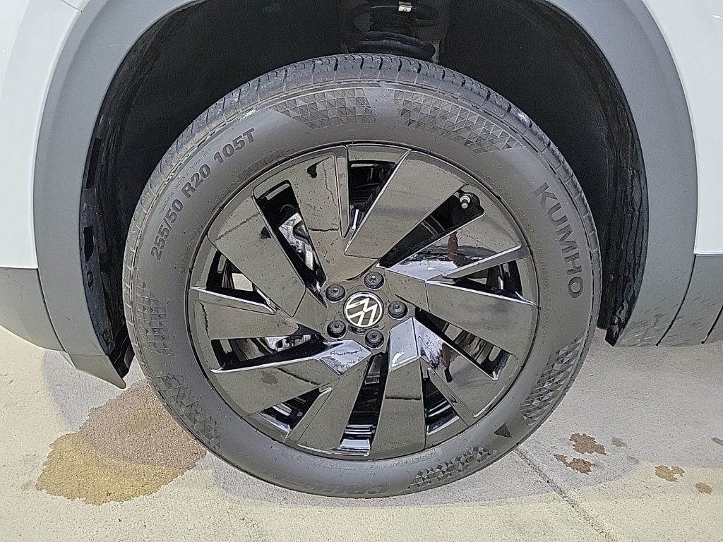 Thumbnail: 2024 Volkswagen Atlas - 8