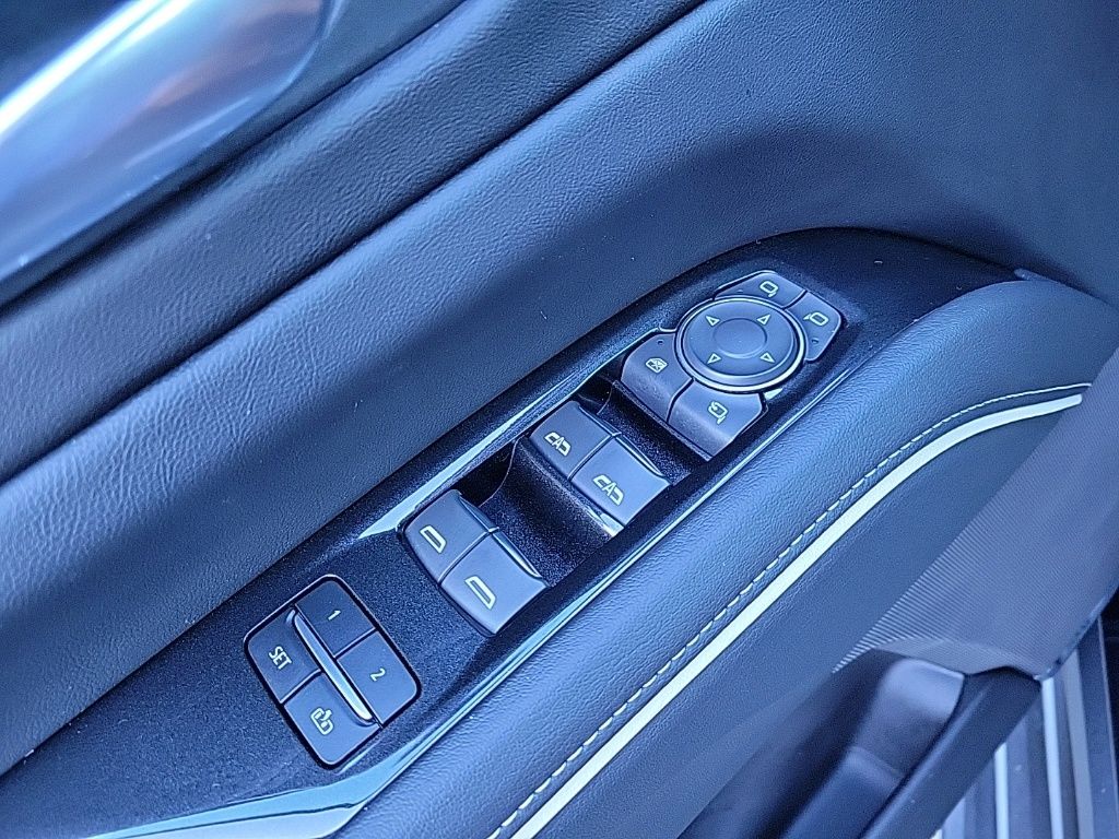 Thumbnail: 2023 Cadillac Escalade - 42