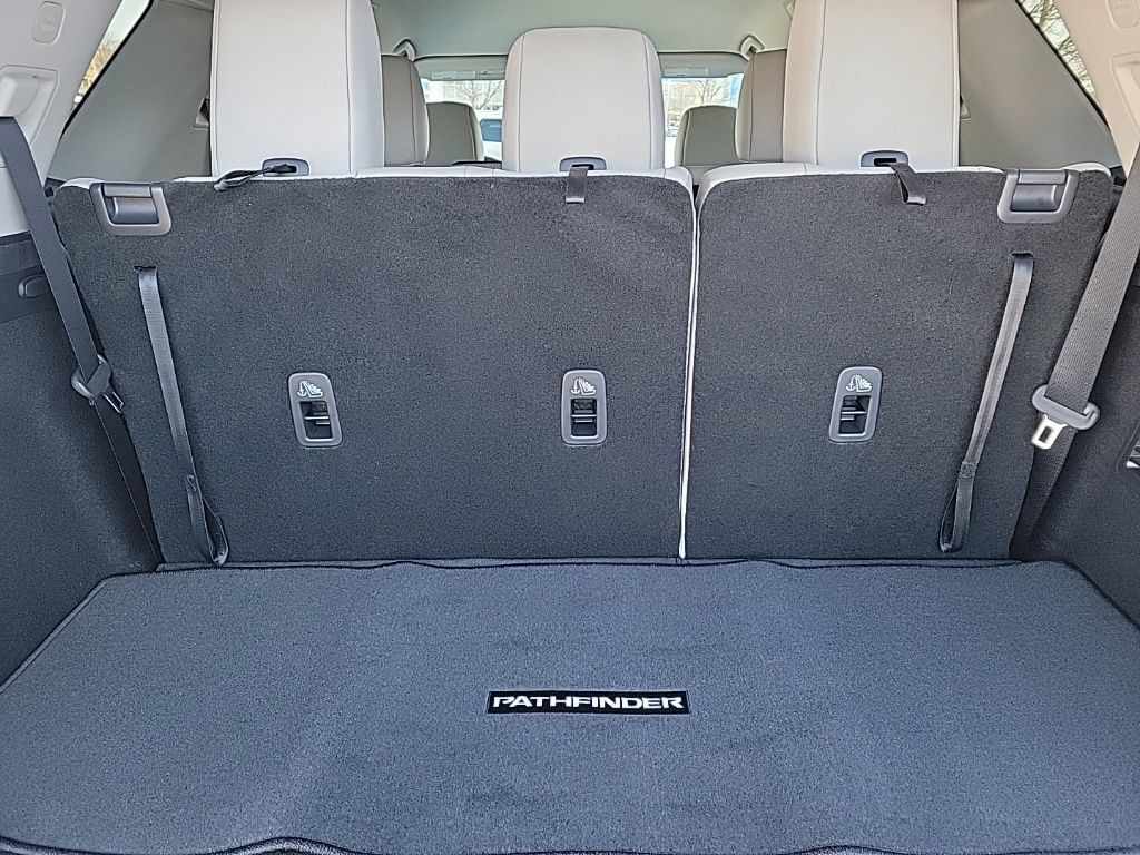 Thumbnail: 2026 Nissan Pathfinder - 20