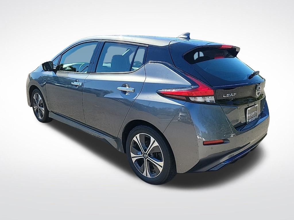 Thumbnail: 2020 Nissan Leaf - 3