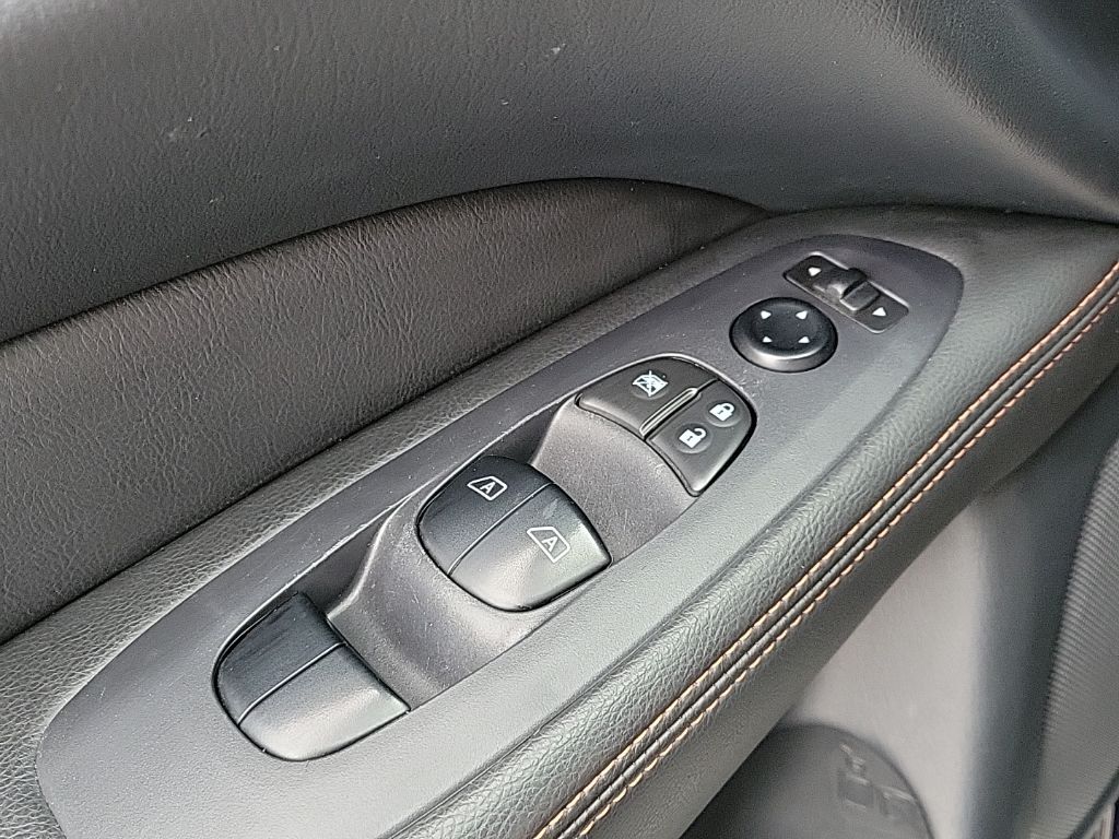 Thumbnail: 2020 Nissan Pathfinder - 42