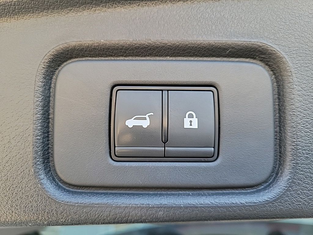 Thumbnail: 2023 Nissan Pathfinder - 23