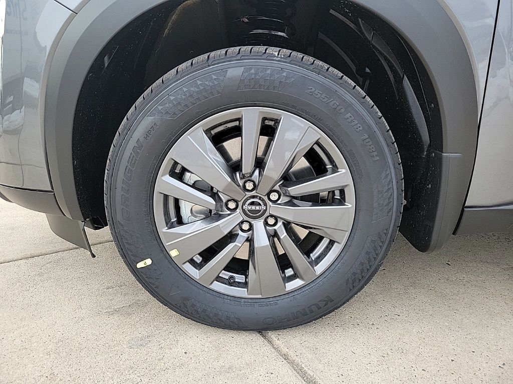 Thumbnail: 2026 Nissan Pathfinder - 8