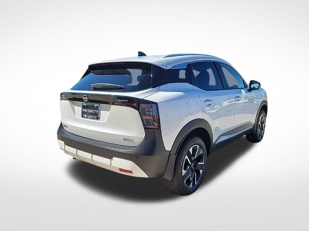 Thumbnail: 2026 Nissan Kicks - 4