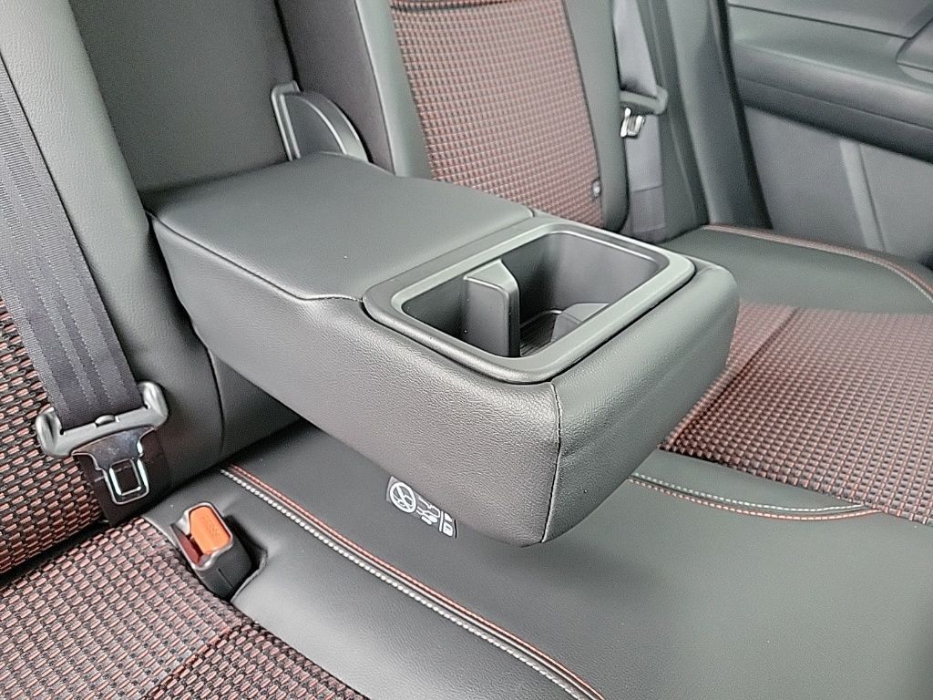 Thumbnail: 2026 Nissan Kicks - 15