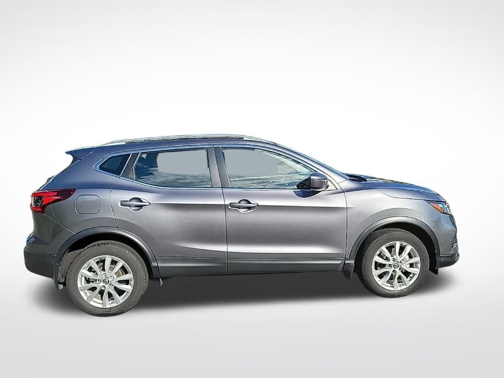 Thumbnail: 2022 Nissan Rogue Sport - 6