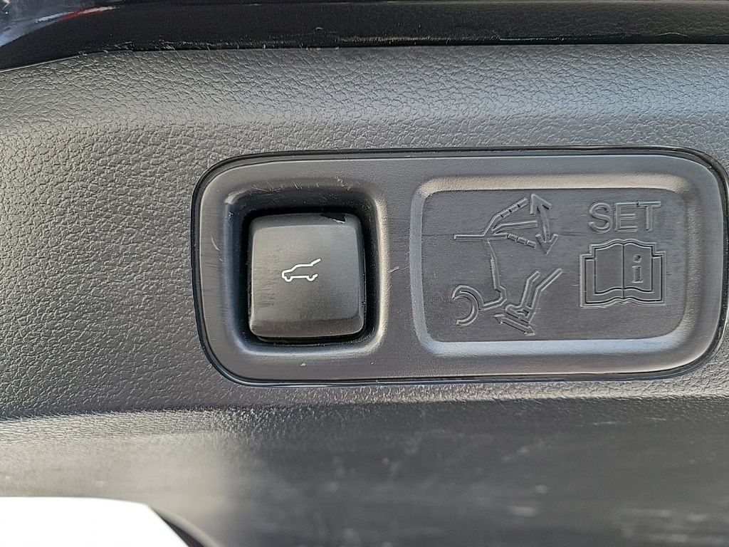 Thumbnail: 2024 Ford Expedition MAX - 21