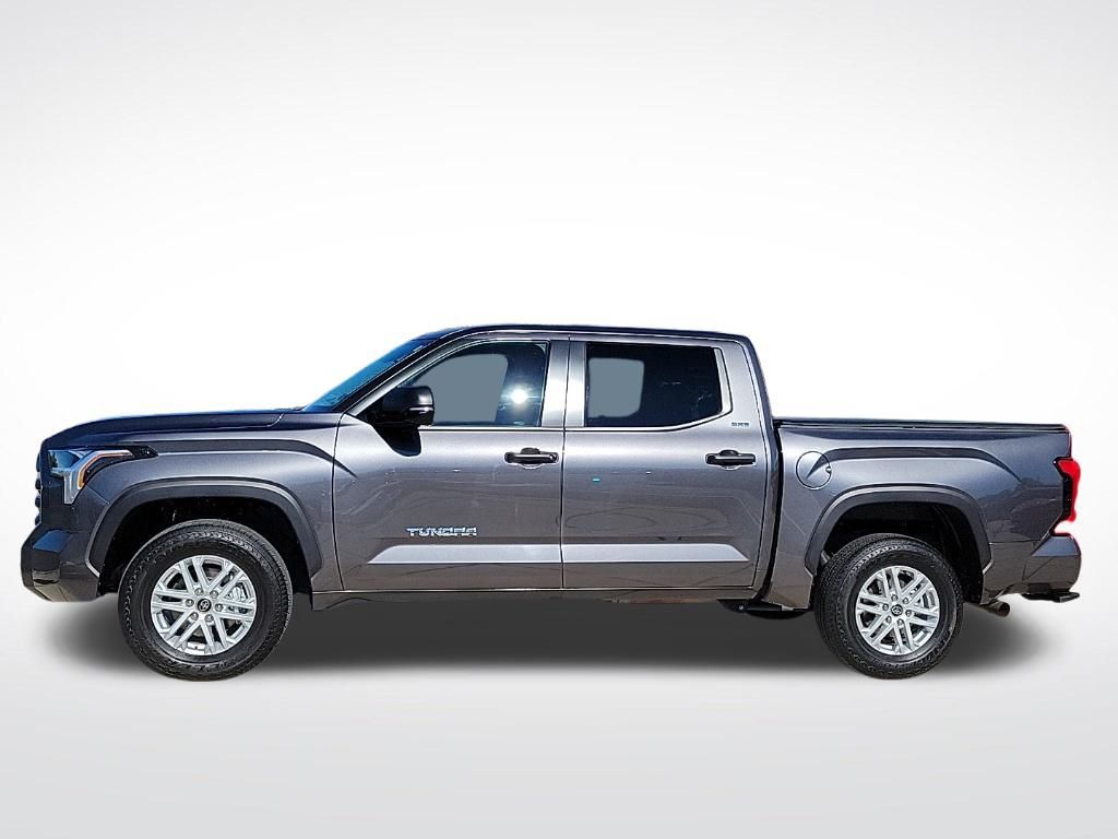 Thumbnail: 2024 Toyota Tundra - 2