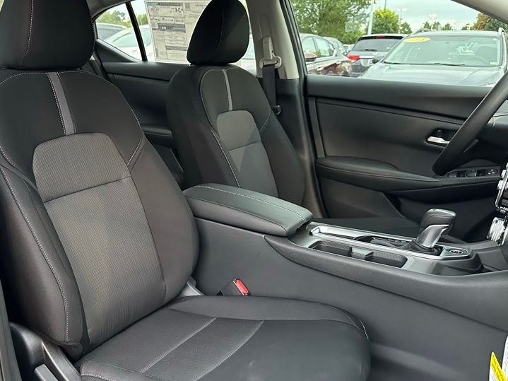 Thumbnail: 2025 Nissan Sentra - 26