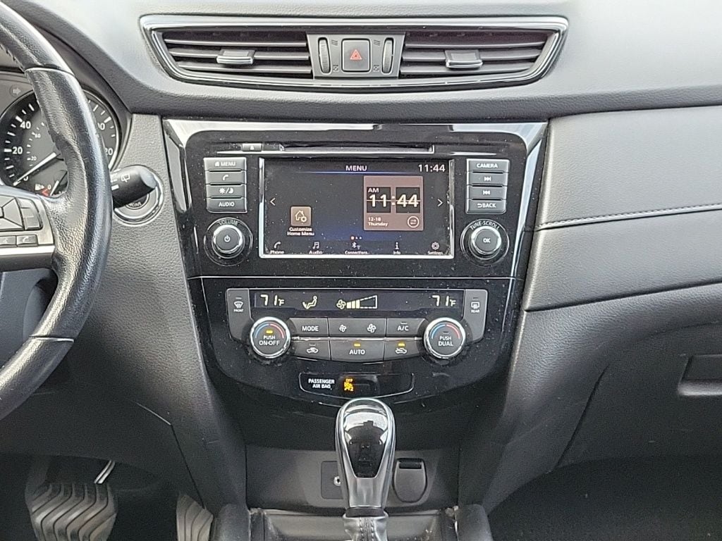 Thumbnail: 2020 Nissan Rogue - 20