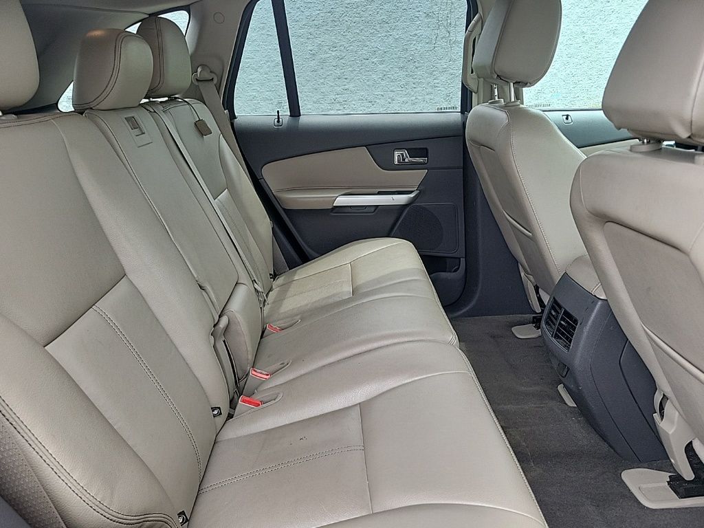 2013 Ford Edge SEL 13