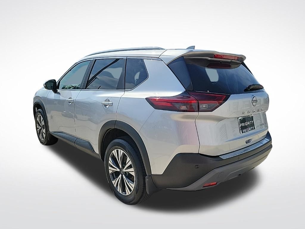 Thumbnail: 2023 Nissan Rogue - 3