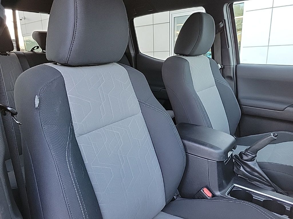 Thumbnail: 2021 Toyota Tacoma - 11