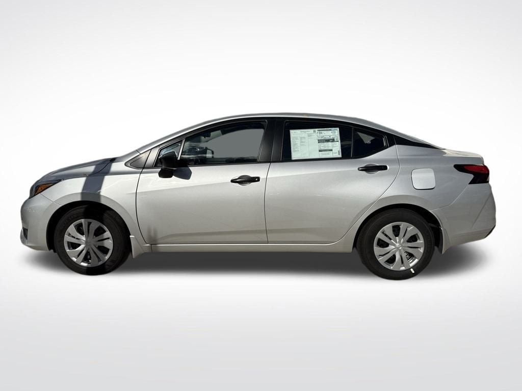 New 2025 Nissan Versa 1.6 S Sedan