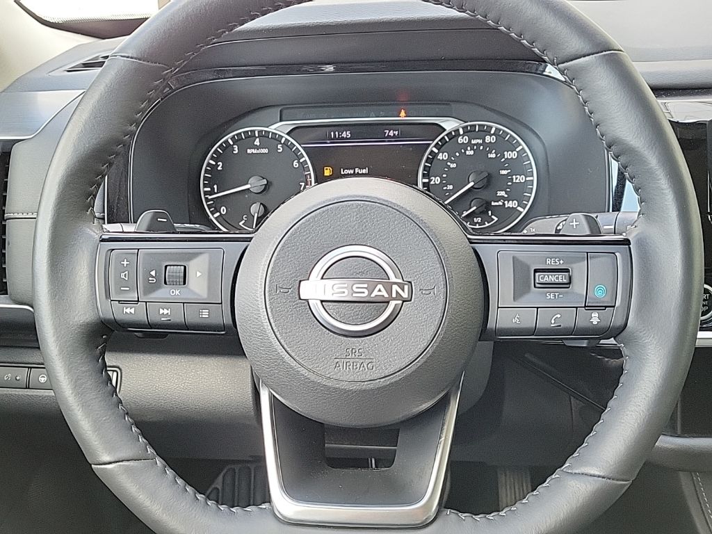 Thumbnail: 2023 Nissan Pathfinder - 25
