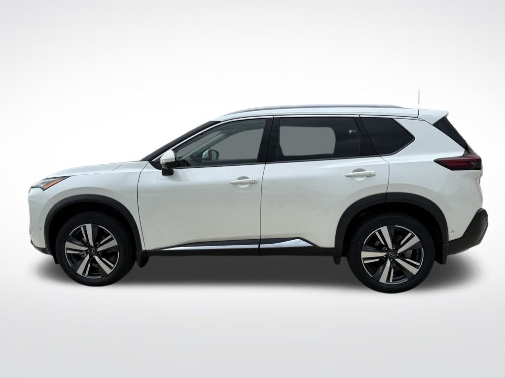 Thumbnail: 2022 Nissan Rogue - 2