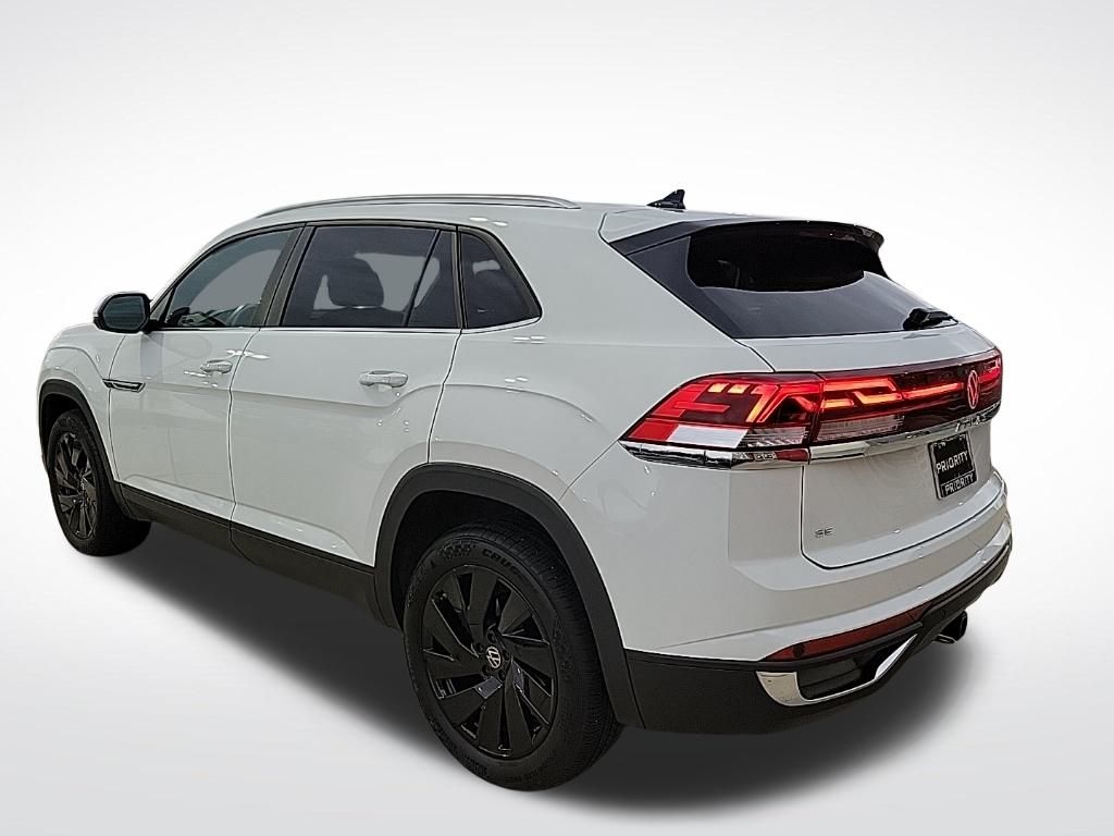 Thumbnail: 2024 Volkswagen Atlas - 3