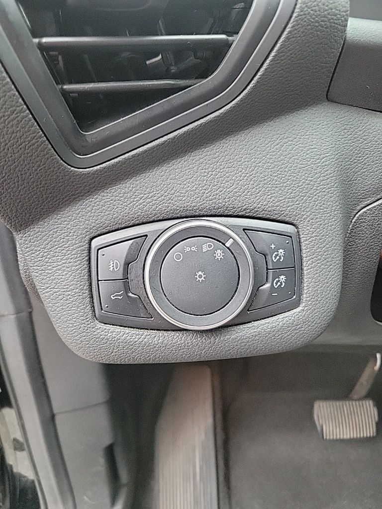 Thumbnail: 2017 Ford Escape - 23