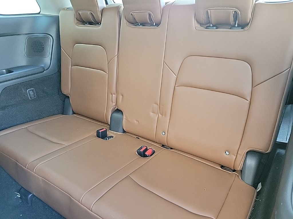 Thumbnail: 2023 Nissan Pathfinder - 19