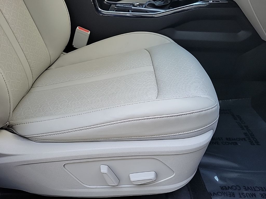 Thumbnail: 2022 Kia Sorento - 14