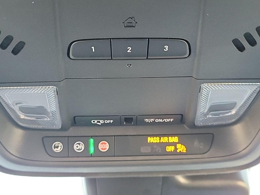 Thumbnail: 2020 Cadillac XT4 - 38