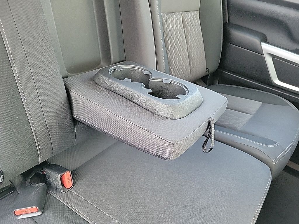 Thumbnail: 2021 Nissan Titan - 18