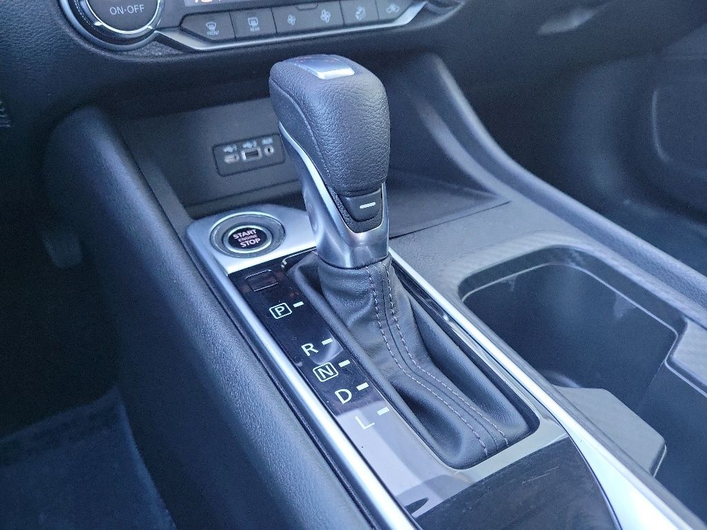 Thumbnail: 2023 Nissan Sentra - 24